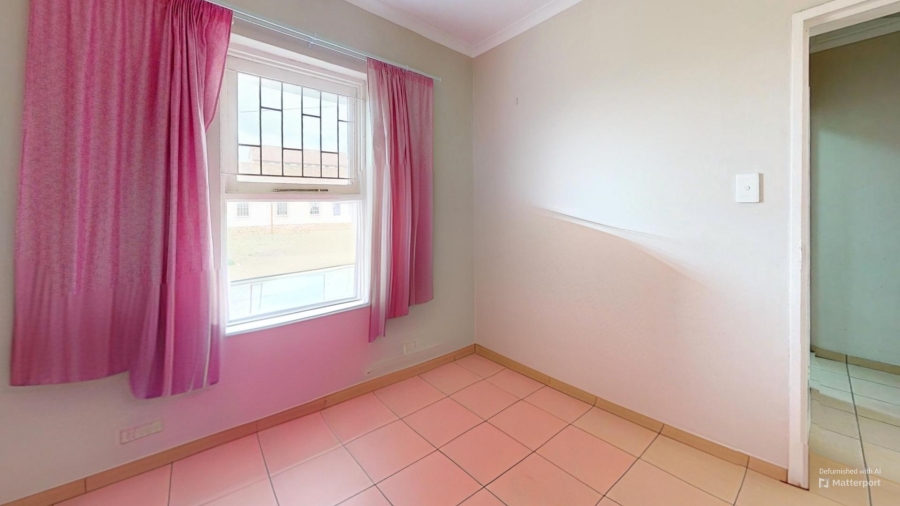 2 Bedroom Property for Sale in Sidwell Eastern Cape